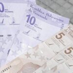 El bolívar se devaluó 3% frente al dólar los últimos 30 días