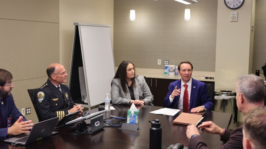 El estado de Luisiana (EEUU) anunció la implementación de la operación GEAUX, un programa destinado a localizar migrantes con antecedentes penales.  