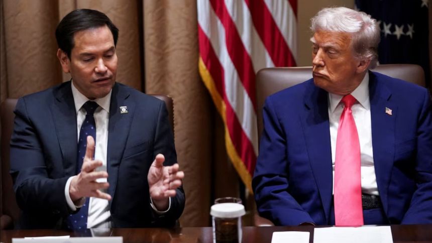 El "mensaje" que habría enviado EEUU con la "operación" que liberó a los cinco asilados de la embajada argentina