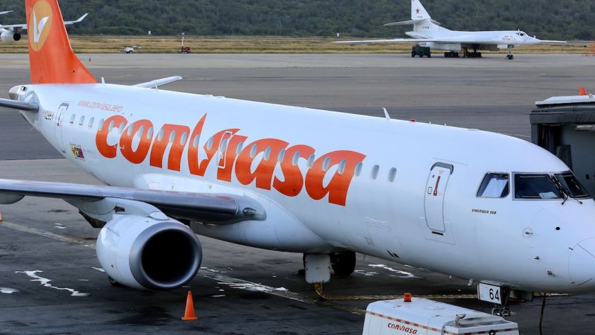 La noche de este miércoles 7 de mayo, llegó al país un nuevo vuelo con 71 migrantes venezolanos deportados de Estados Unidos, en un vuelo procedente de Honduras.