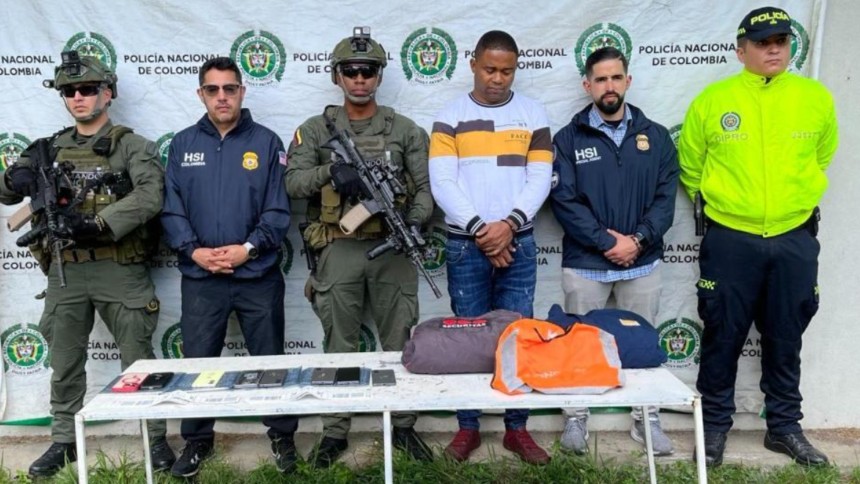 En Colombia: Cayó trabajador de un aeropuerto que pasaba drogas del Tren de Aragua