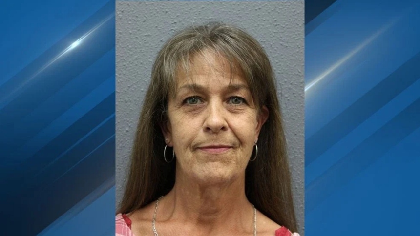 En un caso que conmocionó a la comunidad de Warr Acres, Oklahoma (EEUU), una abuela de 53 años, llamada Davena Marx, enfrenta múltiples cargos por abuso y negligencia infantil.