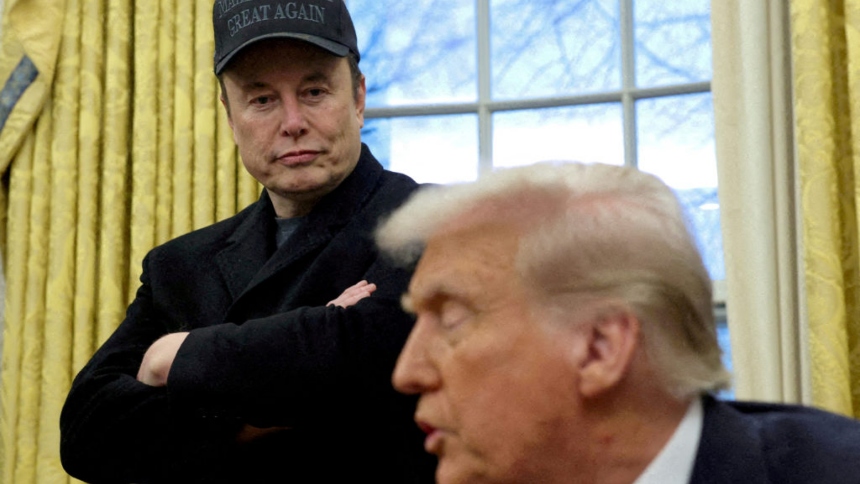 La relación entre el presidente de EEUU, Donald Trump, y el magnate Elon Musk ha dado un giro inesperado. Lo que alguna vez fue una alianza estratégica parece haberse convertido en una confrontación pública, que incluso compromete los subsidios a empresas ligadas con el jefe de SpaceX.   