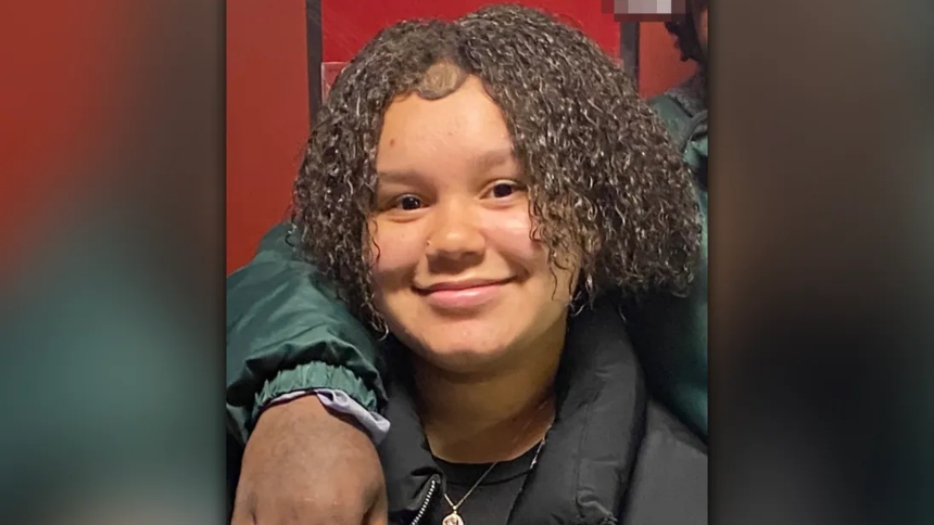 El Bronx, Nueva York (EEUU), se encuentra de luto tras la trágica muerte de Evette Jeffrey, una adolescente de 16 años, quien perdió la vida por una bala perdida en medio de una pelea callejera. 