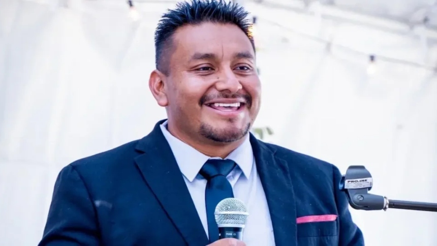 El pastor guatemalteco Maurilio Ambrosio, residente en EEUU por más de 20 años, fue detenido por agentes del Servicio de Control de Inmigración y Aduanas (ICE, por sus siglas en inglés) tras asistir a su cita migratoria en Florida.  