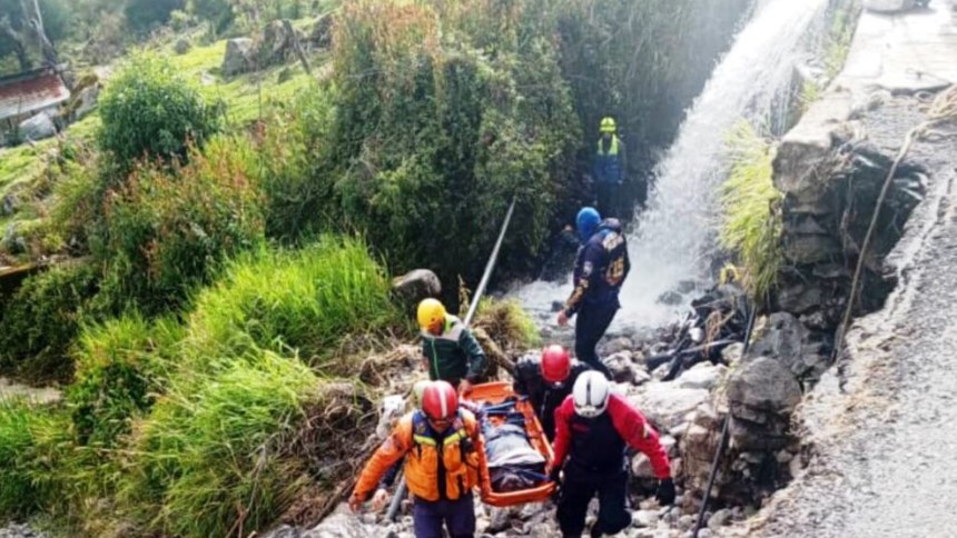 En Mérida: Padre e hijo murieron ahogados tras ser arrastrados por una quebrada