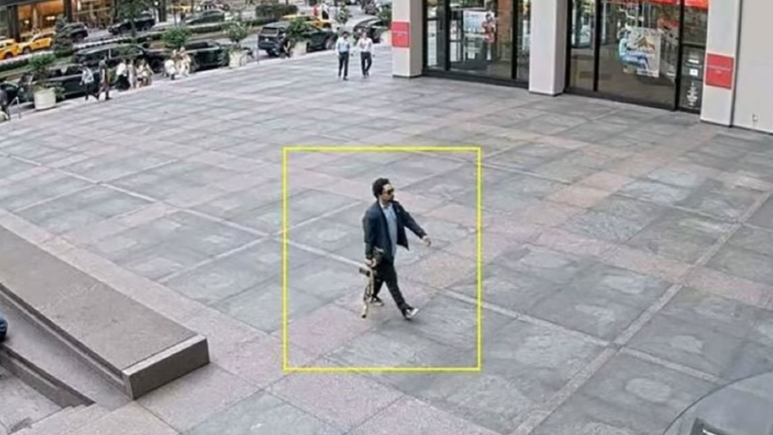 Un tiroteo sacudió la tranquilidad de Midtown Manhattan, en Nueva York (EEUU), durante la noche de este lunes, 28 de julio, cuando un hombre armado con un rifle protagonizó un tiroteo y mató al menos a tres personas en el edificio de oficinas ubicado en el 345 de Park Avenue.  