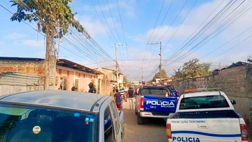 Nueva masacre en Ecuador: Hombres entraron disparando a un bar y asesinaron al menos a 10 personas