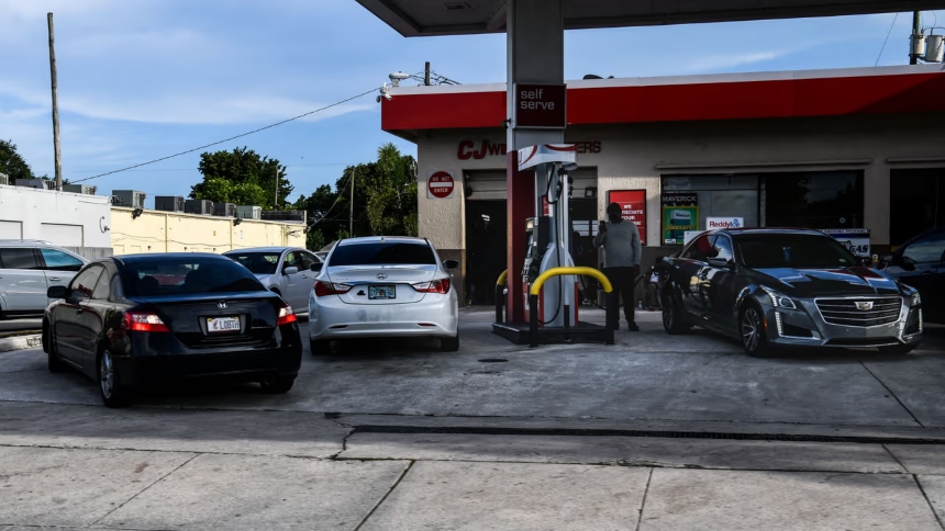 Una operación policial bautizada como “Van Diesel” culminó esta semana con el desmantelamiento de una red criminal dedicada al robo sistemático de combustible en Florida (EEUU).  