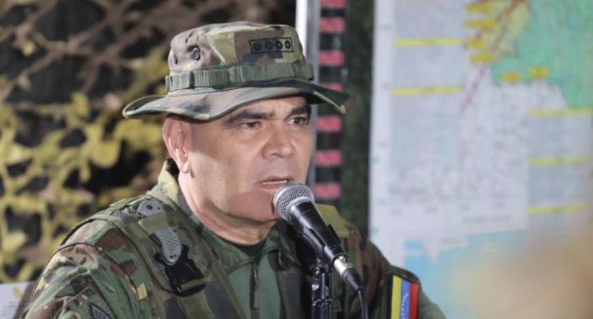 Padrino López celebró la entrega y capacitación de armamento a los milicianos