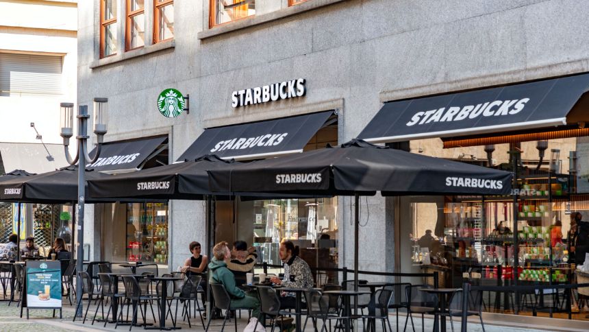 Starbucks cerrará 90 sucursales en 23 estados de Estados Unidos