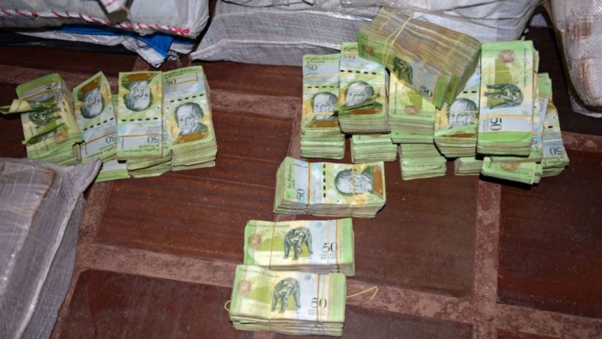 Más de 30 toneladas de bolívares sin valor fueron incineradas en Paraguay