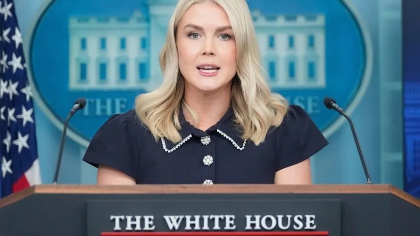 La Casa Blanca respondió con cautela este lunes, 6 de octubre, ante las preguntas sobre una posible “fase 2” del despliegue militar estadounidense en el Caribe, anunciado por el presidente de los Estados Unidos, Donald Trump, como parte de su estrategia para combatir el narcotráfico. 