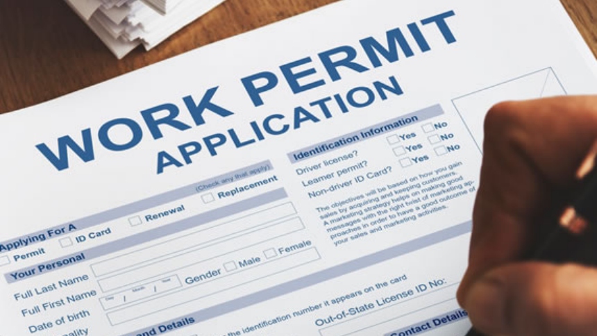 El Departamento de Seguridad Nacional (DHS, por sus siglas en inglés) de Estados Unidos anunció que los permisos de trabajo temporales —Documento de Autorización de Empleo (EAD, en inglés)— ya no se renovarán automáticamente para los migrantes. 