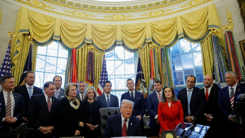 El presidente de Estados Unidos, Donald Trump, negó este miércoles, 3 de diciembre, que su estrategia hacia Venezuela se limite únicamente a una «campaña de presión».  