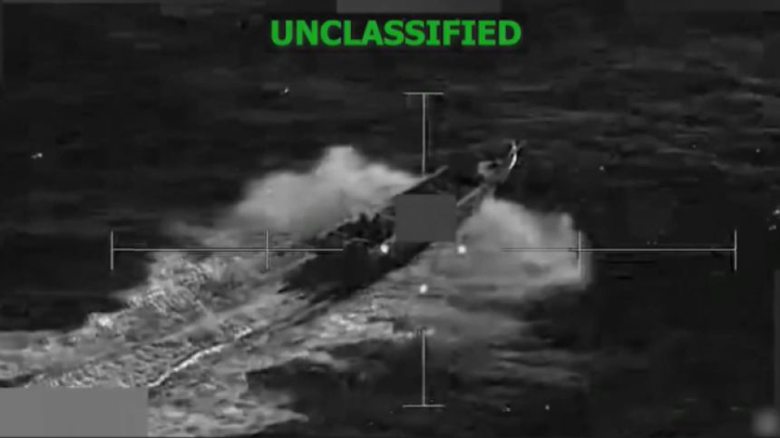 EE.UU. destruye otras tres lanchas supuestamente vinculadas al narcotráfico