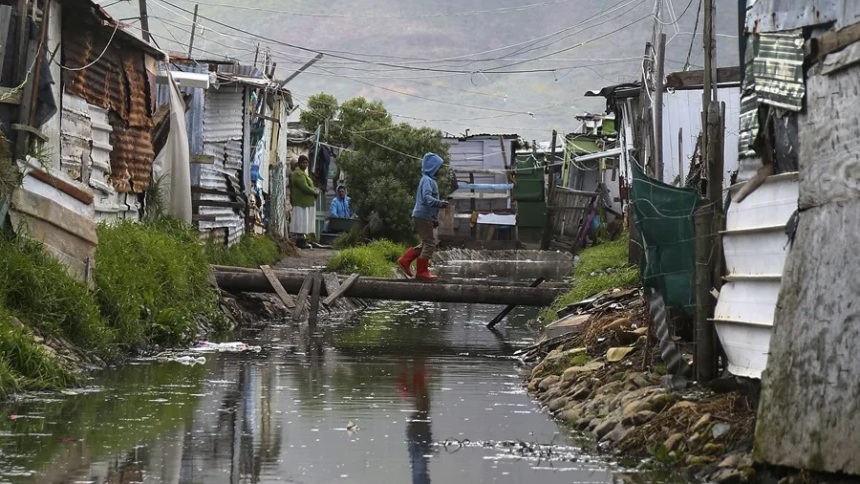 Sudáfrica declara desastre nacional por lluvias e inundaciones que han dejado al menos 31 fallecidos