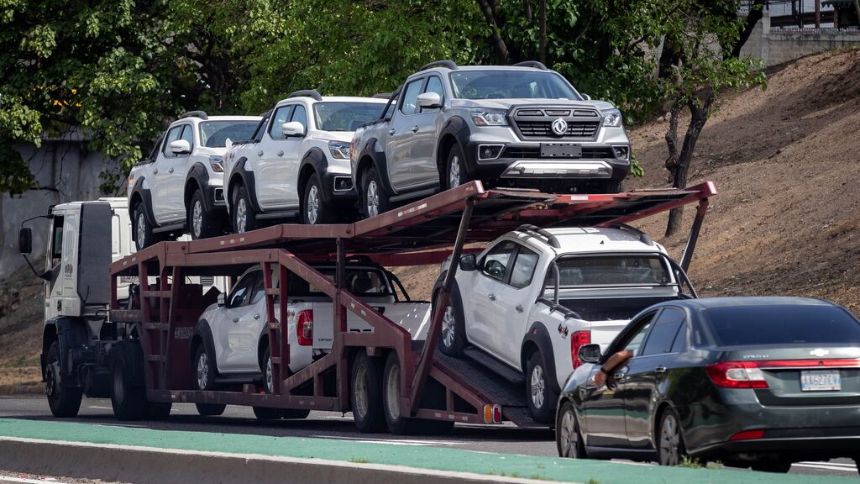Venta de vehículos en el país creció 119,9 %: sector automotor atraviesa "proceso de transformación"