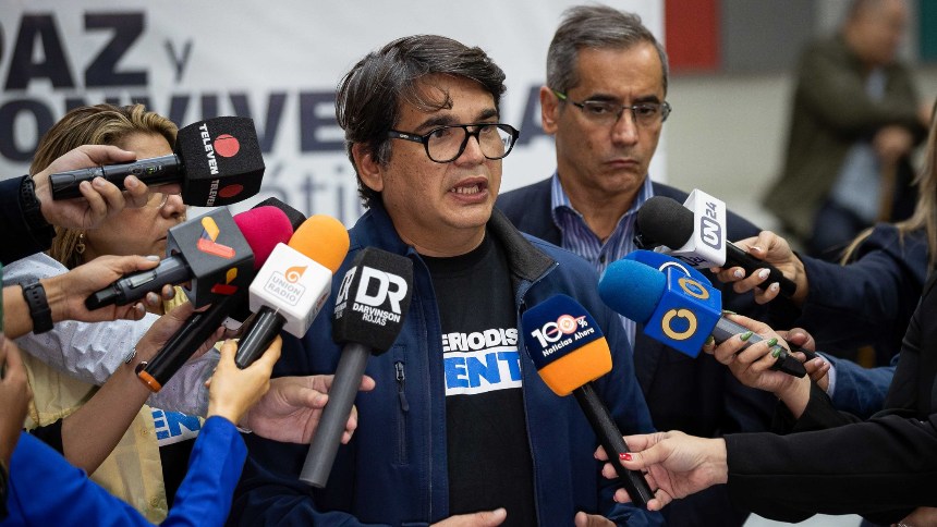 Instalaron mesas de trabajo con representantes de la prensa, estos serán los puntos a debatir