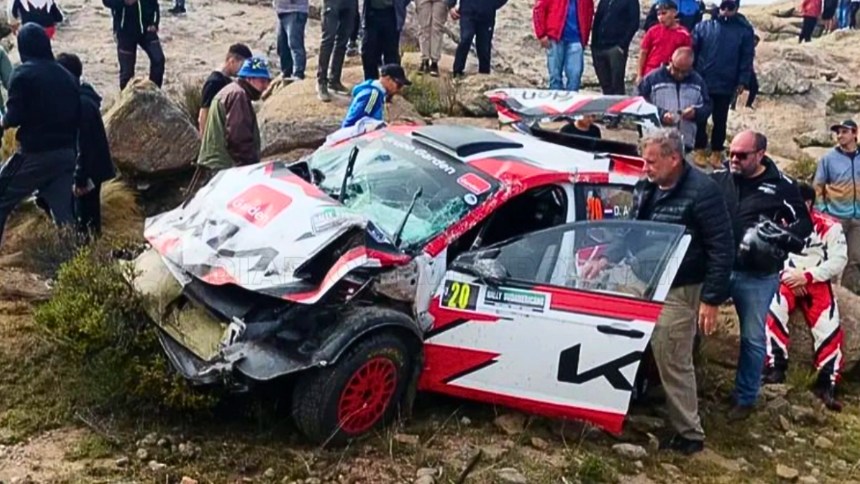 VIDEO SENSIBLE: Accidente de piloto en una carrera de rally en Argentina dejó un espectador fallecido y dos heridos