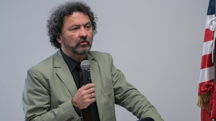 La comunidad científica internacional y la sociedad civil venezolana se encuentran de luto tras confirmarse el fallecimiento de Vladimiro Mujica, reconocido químico, físico teórico y activista venezolano en la defensa de los derechos civiles.