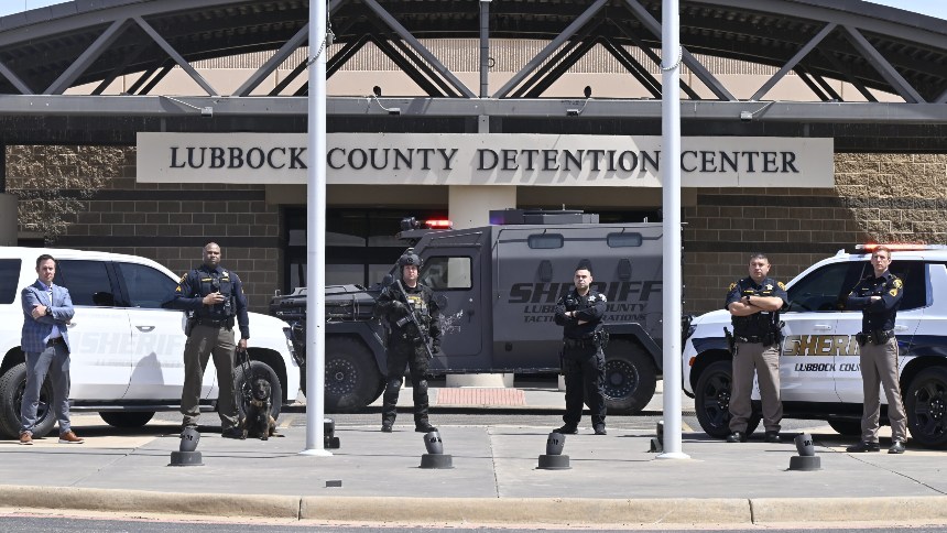 CONMOCIÓN EN TEXAS: Confesó que le disparó mortalmente a su hijo en la cabeza por esta razón