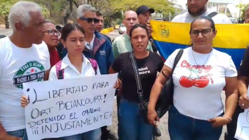 Liberados los cuatro estudiantes que habían sido detenidos el 9Abr