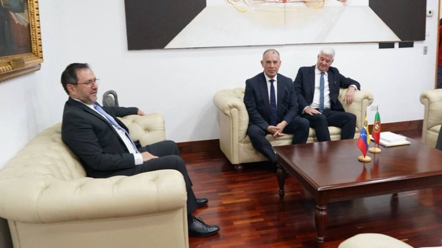 Portugal dice estar dispuesto a mantener un trabajo diplomático con autoridades venezolanas