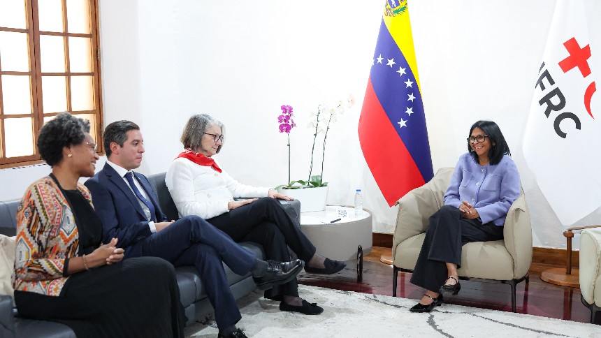 Delcy Rodríguez recibe a autoridades de Cruz Roja internacional para reforzar cooperación